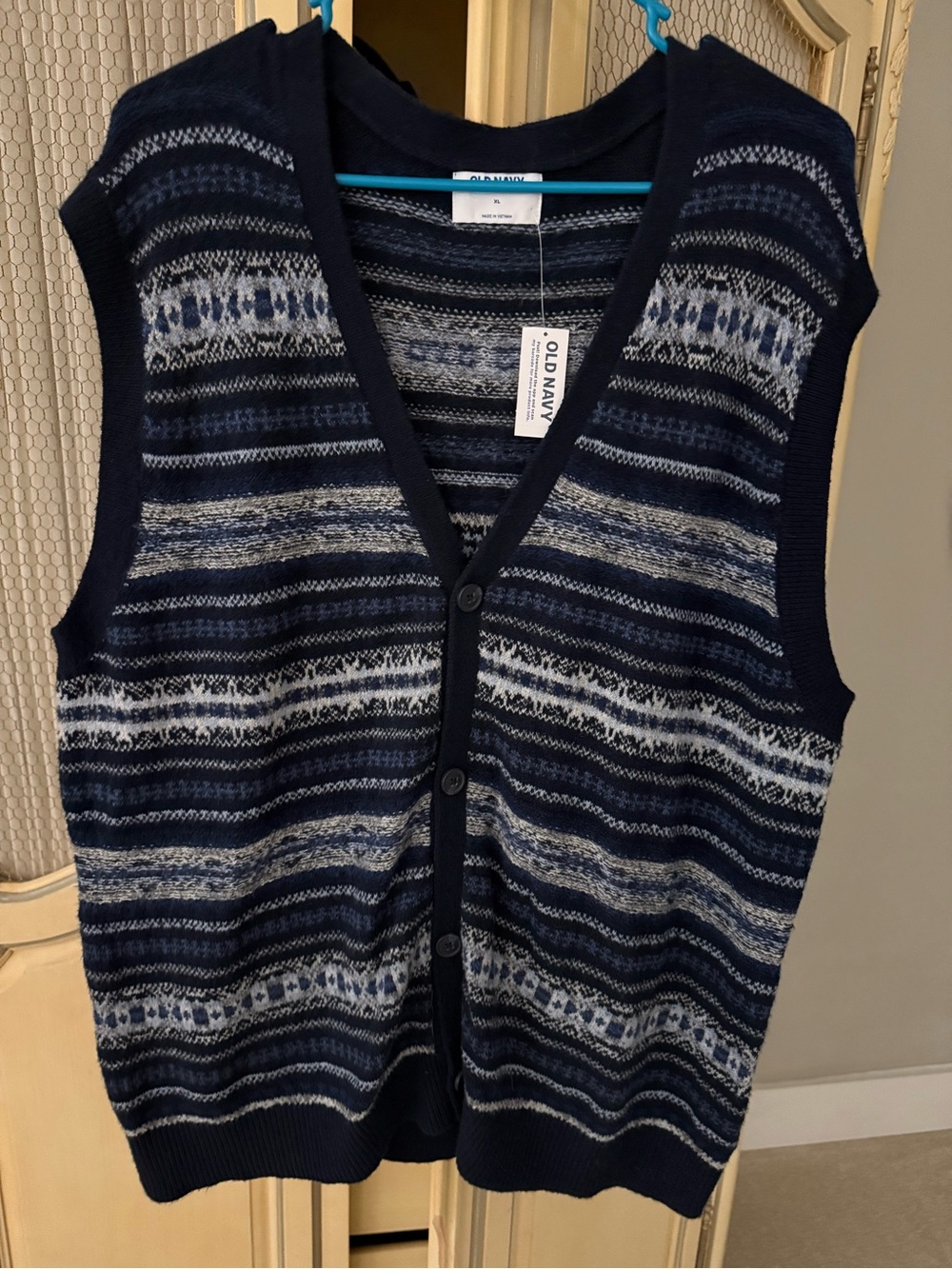 Old Navy Men's Navy and Light Gray Fair Isle Button-Up Sweater Vest